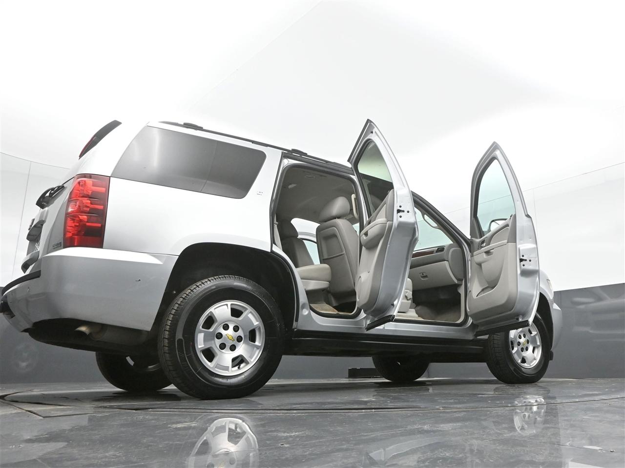 Chevrolet Tahoe LT 4WD 2012