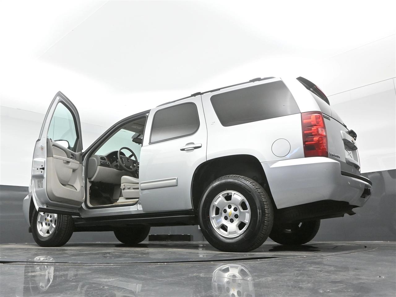 Chevrolet Tahoe LT 4WD 2012