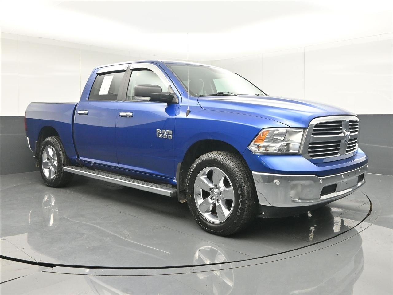RAM 1500 SLT Crew Cab SWB 4WD 2017