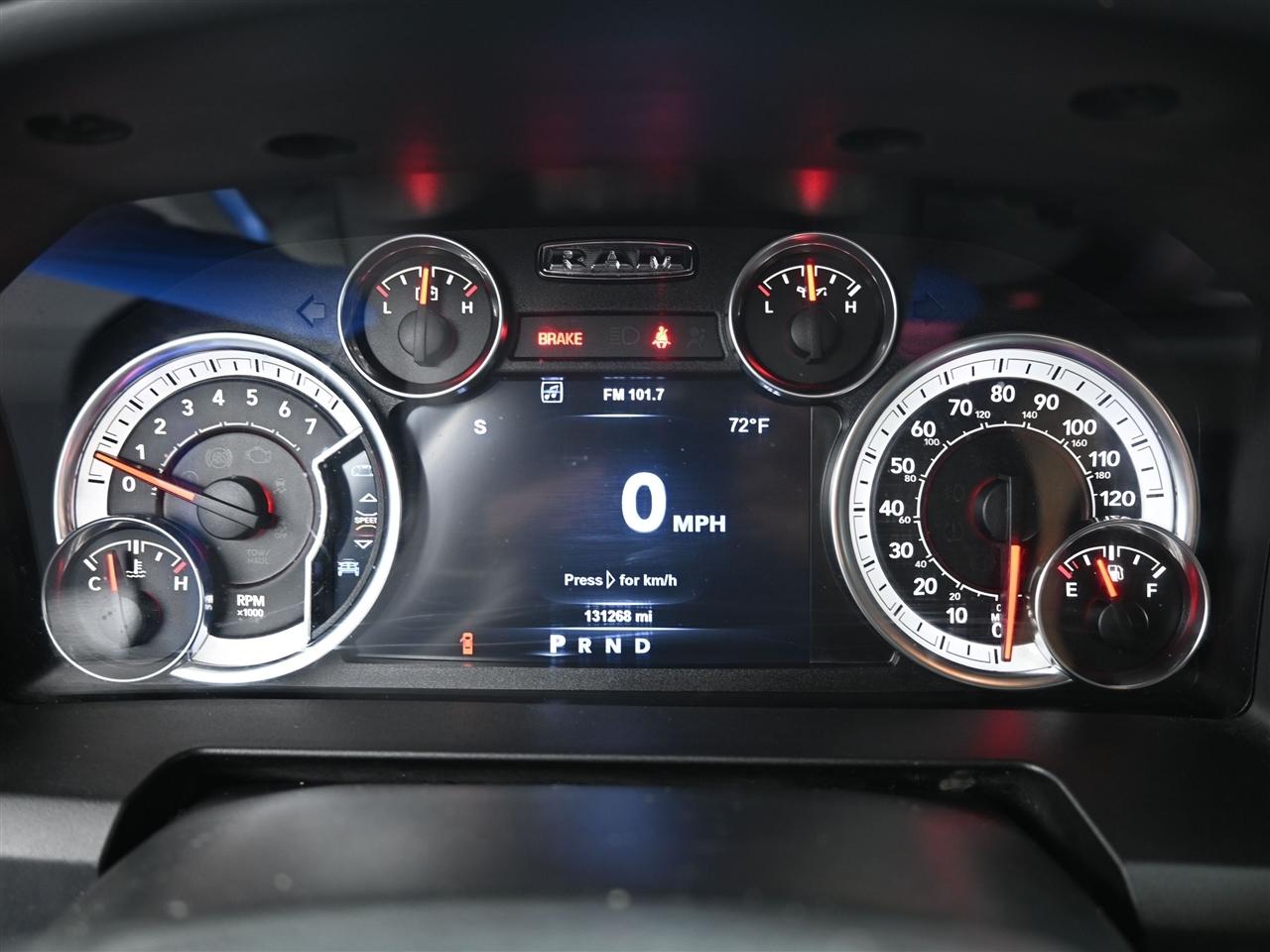 RAM 1500 SLT Crew Cab SWB 4WD 2017