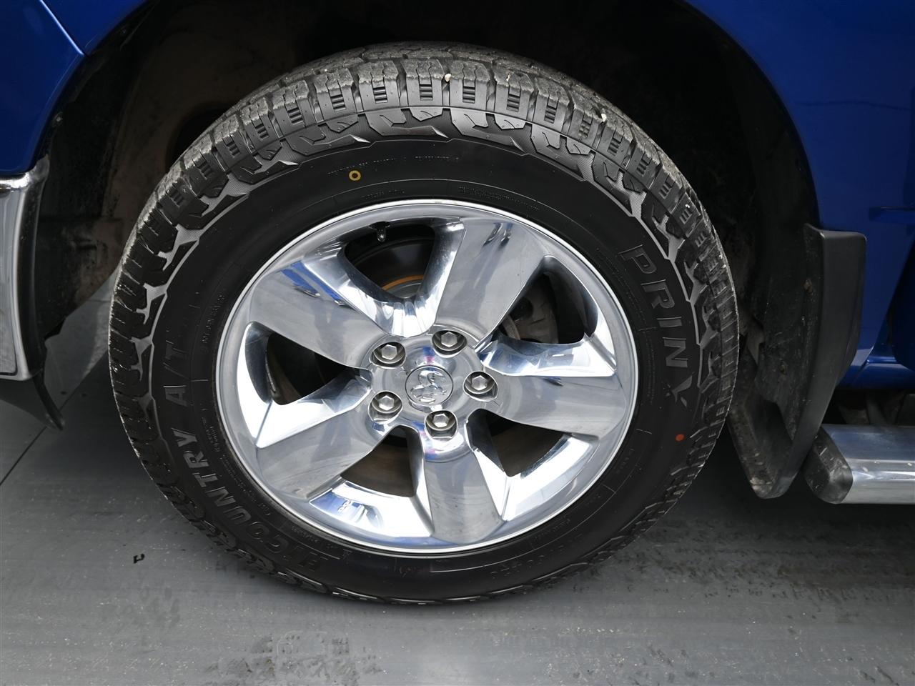 RAM 1500 SLT Crew Cab SWB 4WD 2017