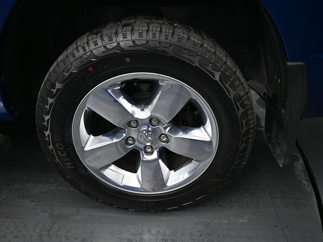 RAM 1500 SLT Crew Cab SWB 4WD 2017