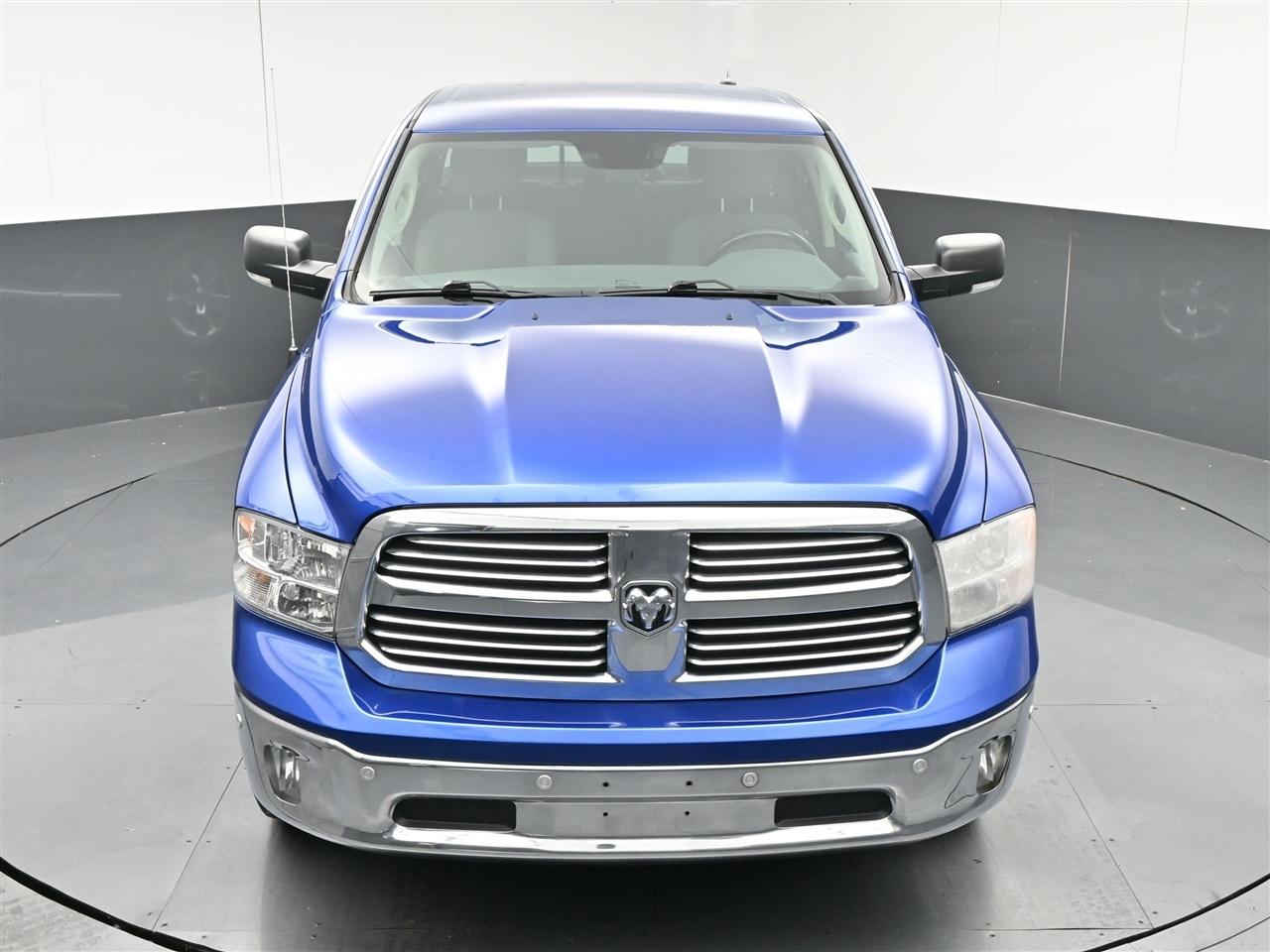 RAM 1500 SLT Crew Cab SWB 4WD 2017