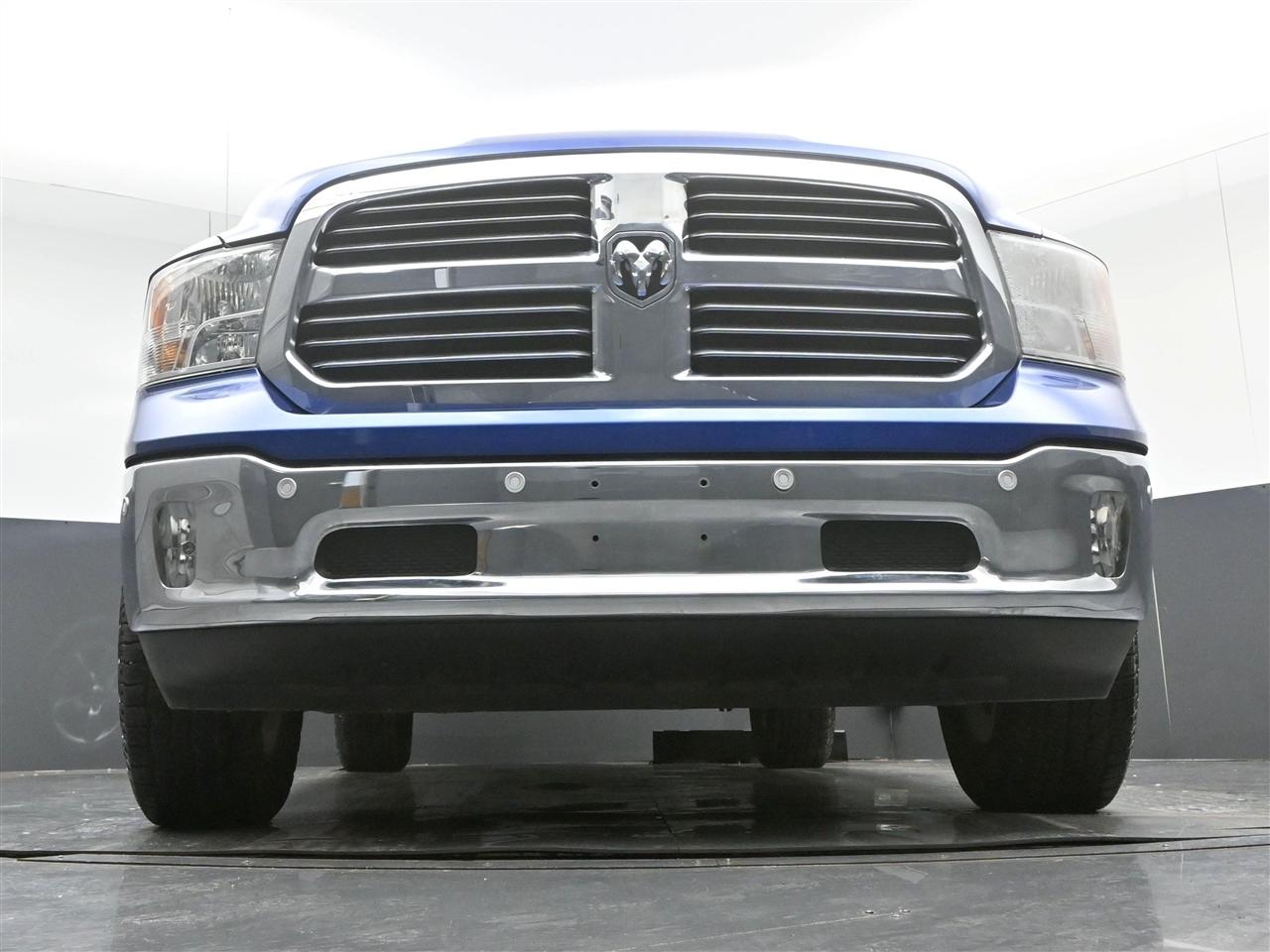 RAM 1500 SLT Crew Cab SWB 4WD 2017