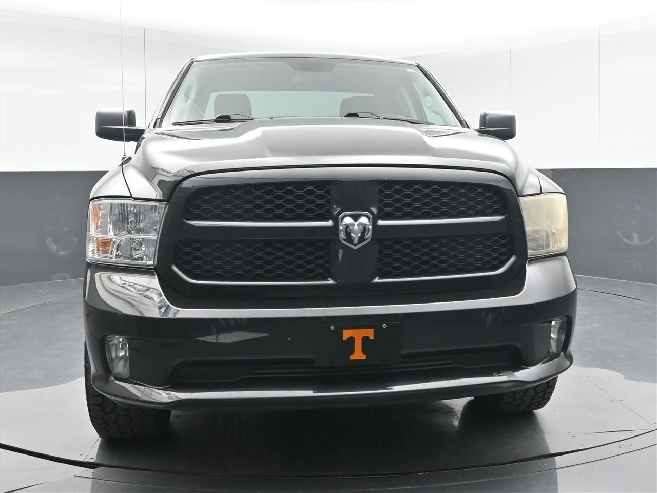 RAM 1500 Tradesman Quad Cab 4WD 2018