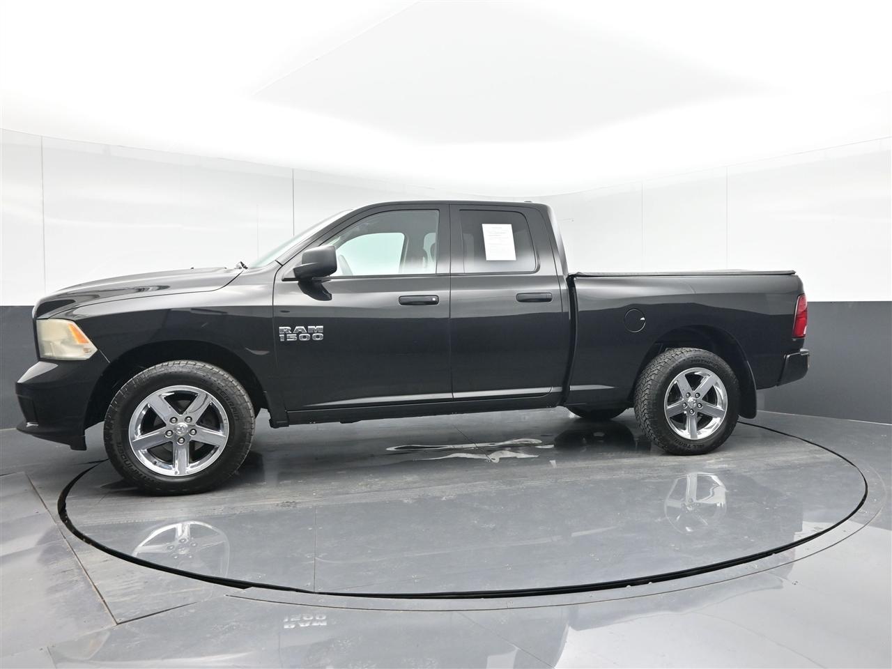 RAM 1500 Tradesman Quad Cab 4WD 2018