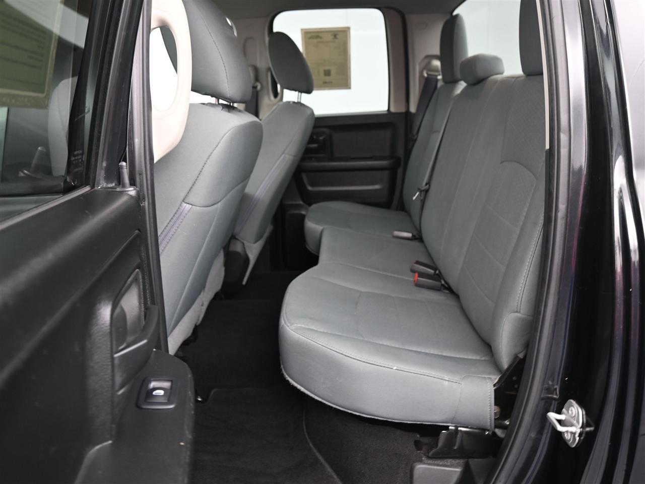 RAM 1500 Tradesman Quad Cab 4WD 2018