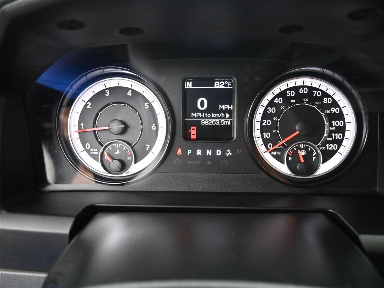 RAM 1500 Tradesman Quad Cab 4WD 2018