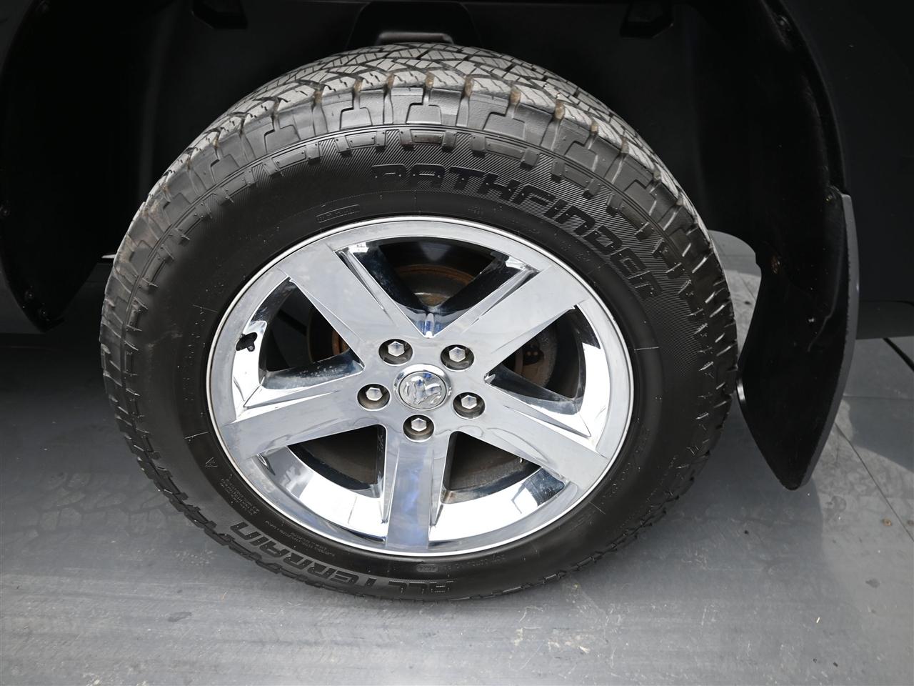 RAM 1500 Tradesman Quad Cab 4WD 2018