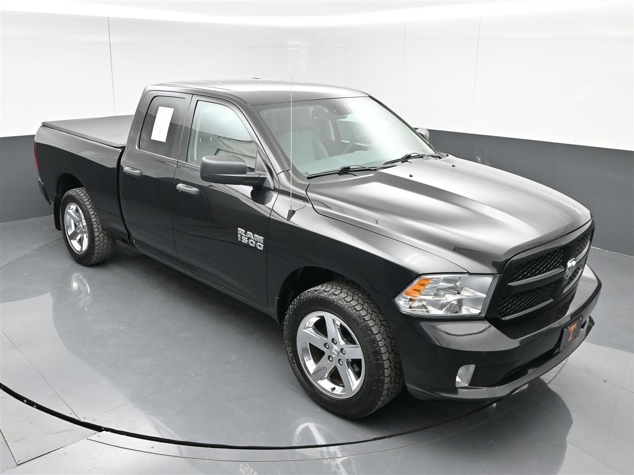 RAM 1500 Tradesman Quad Cab 4WD 2018