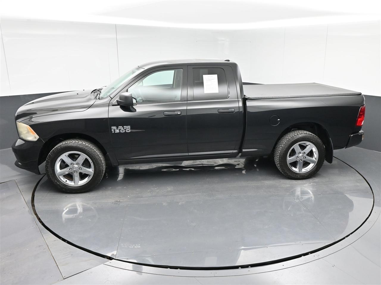 RAM 1500 Tradesman Quad Cab 4WD 2018