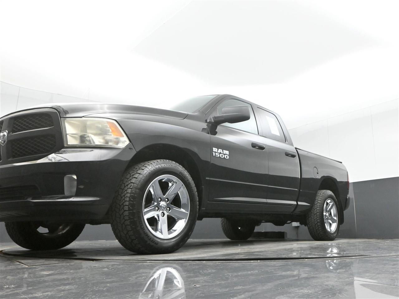RAM 1500 Tradesman Quad Cab 4WD 2018