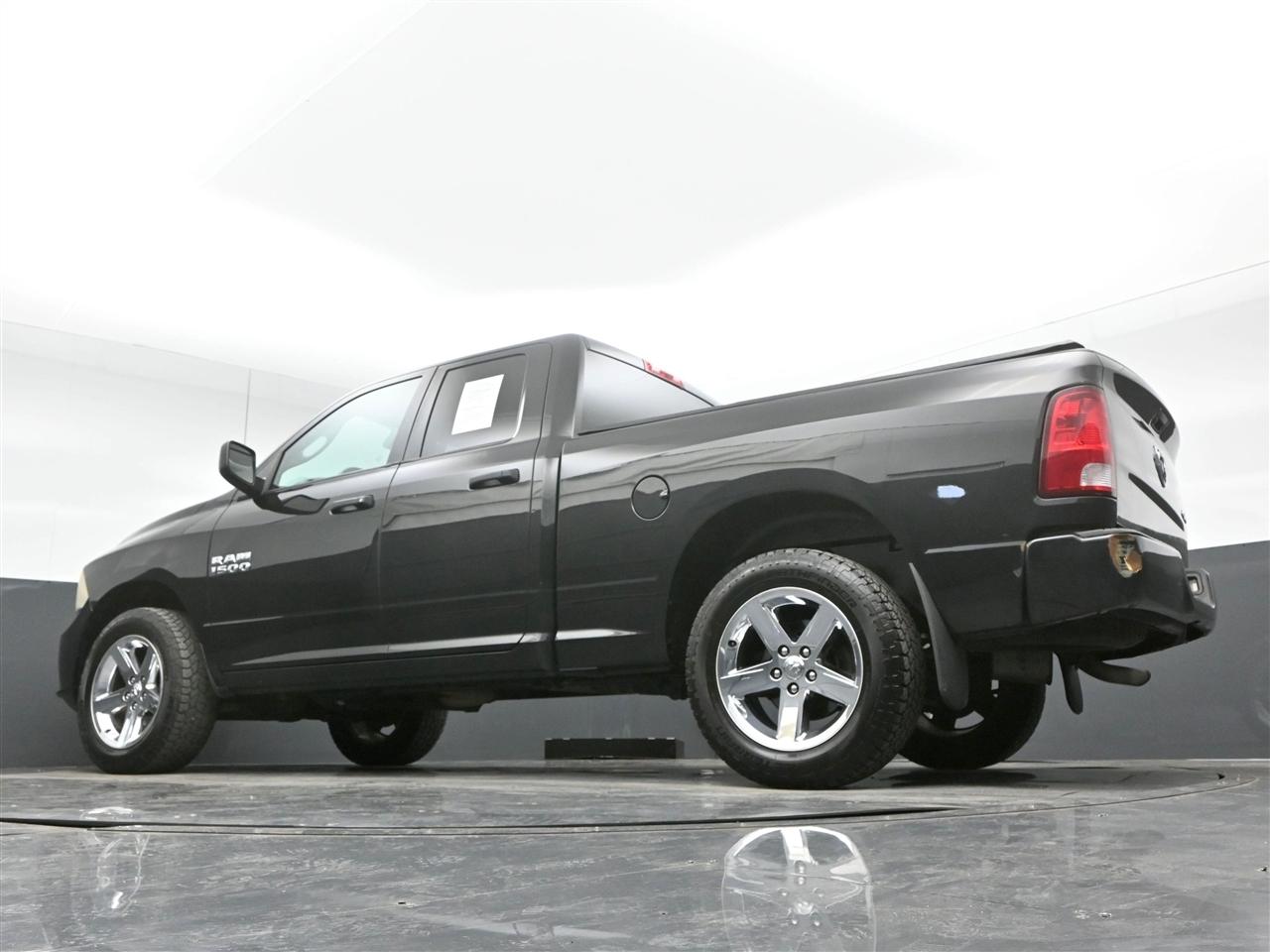 RAM 1500 Tradesman Quad Cab 4WD 2018