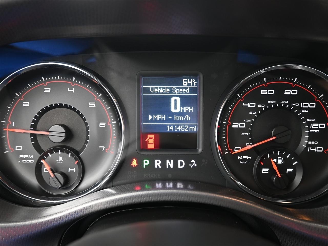 Dodge Charger SE 2011