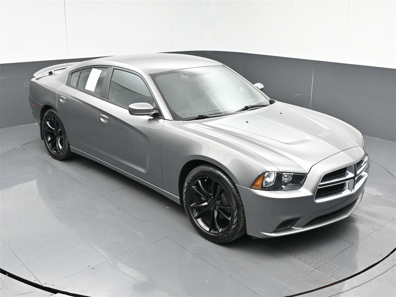 Dodge Charger SE 2011