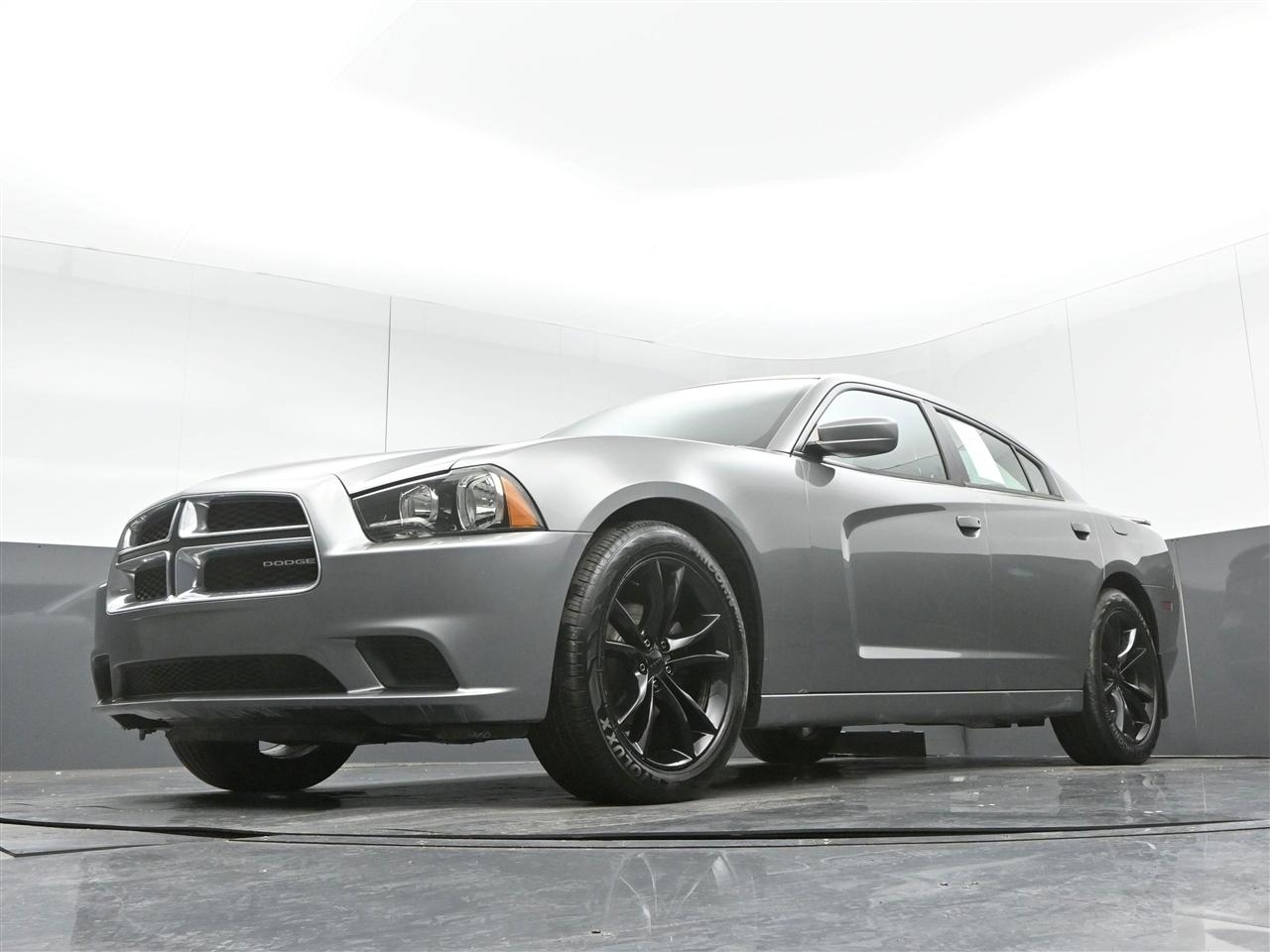 Dodge Charger SE 2011