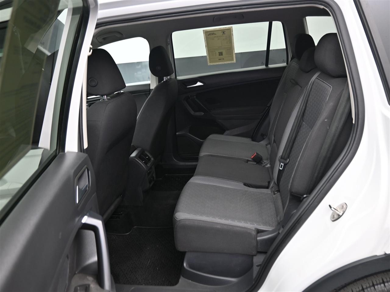 Volkswagen Tiguan S 4Motion 2021