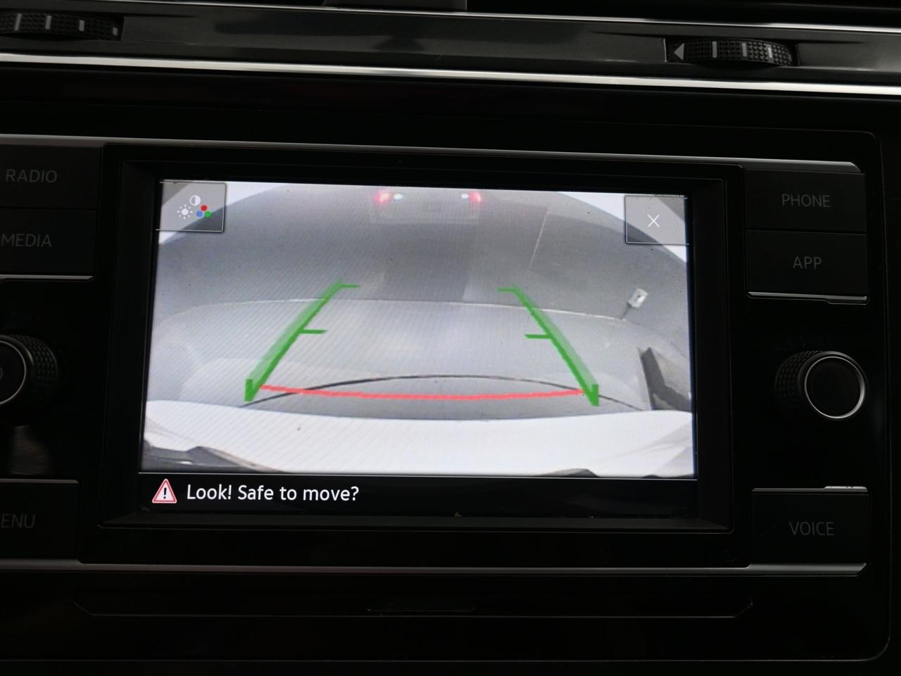 Volkswagen Tiguan S 4Motion 2021