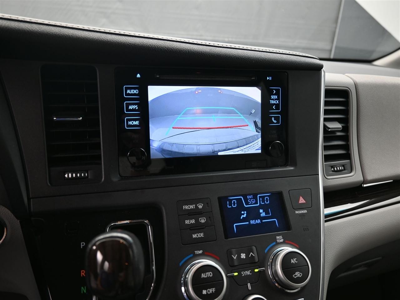 Toyota Sienna XLE 7-Passenger AWD 2017