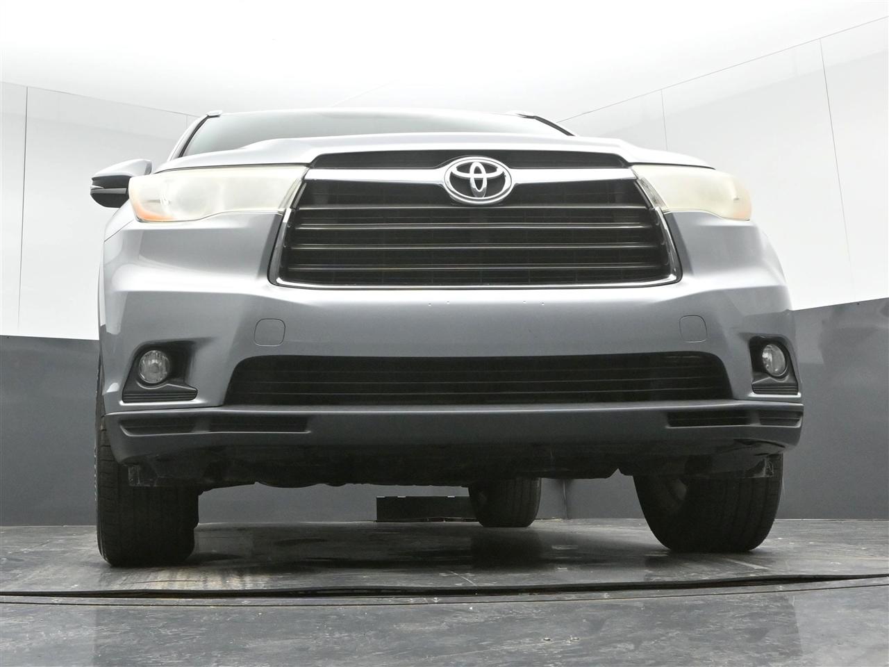 Toyota Highlander XLE AWD V6 2014