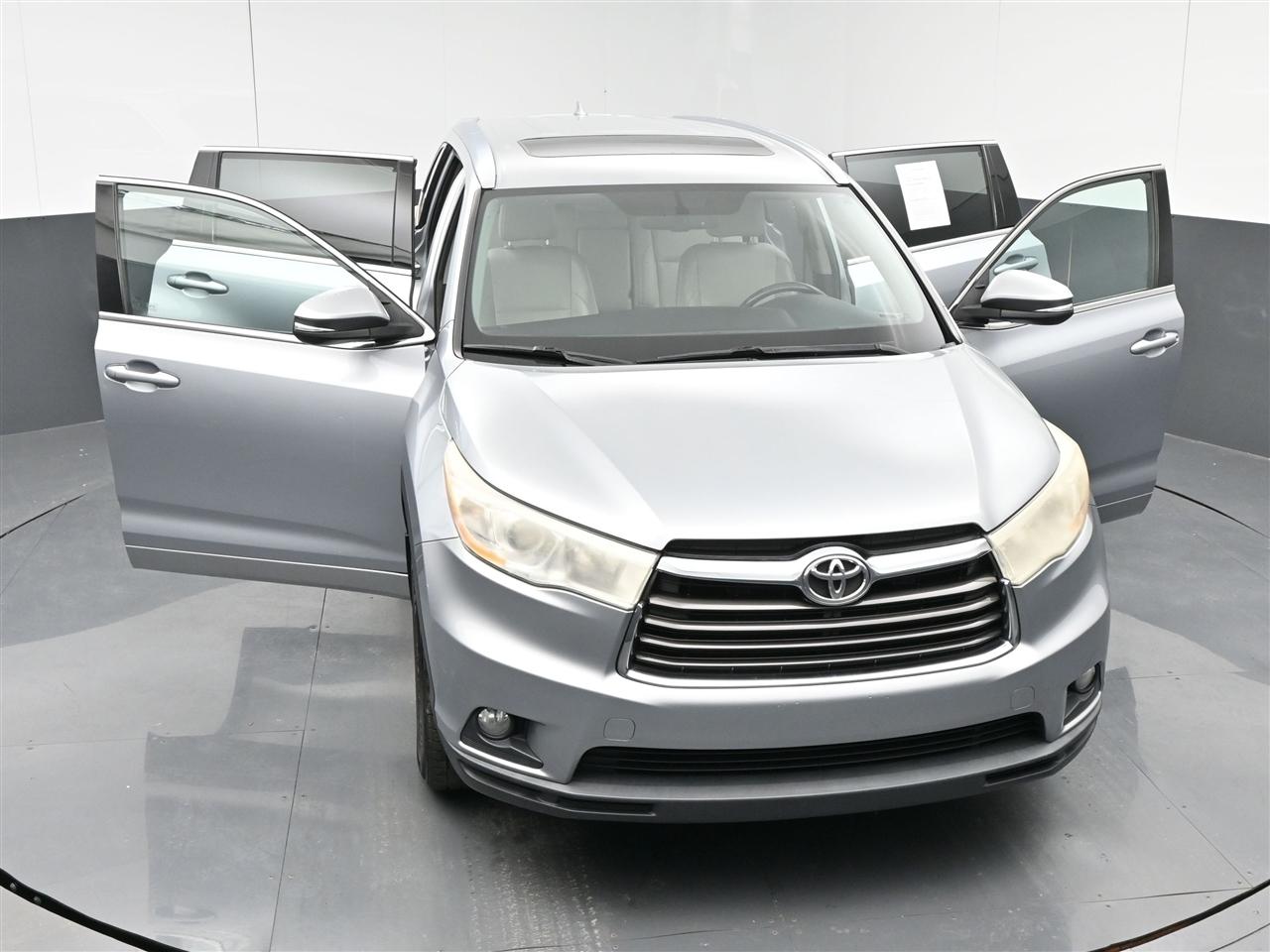 Toyota Highlander XLE AWD V6 2014