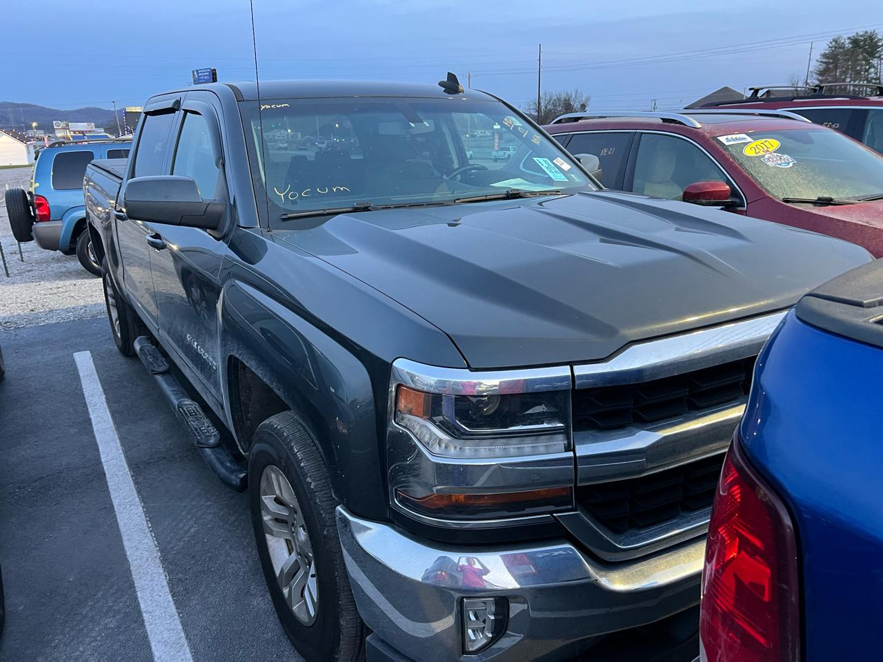 Chevrolet Silverado 1500 LT Crew Cab 4WD 2017