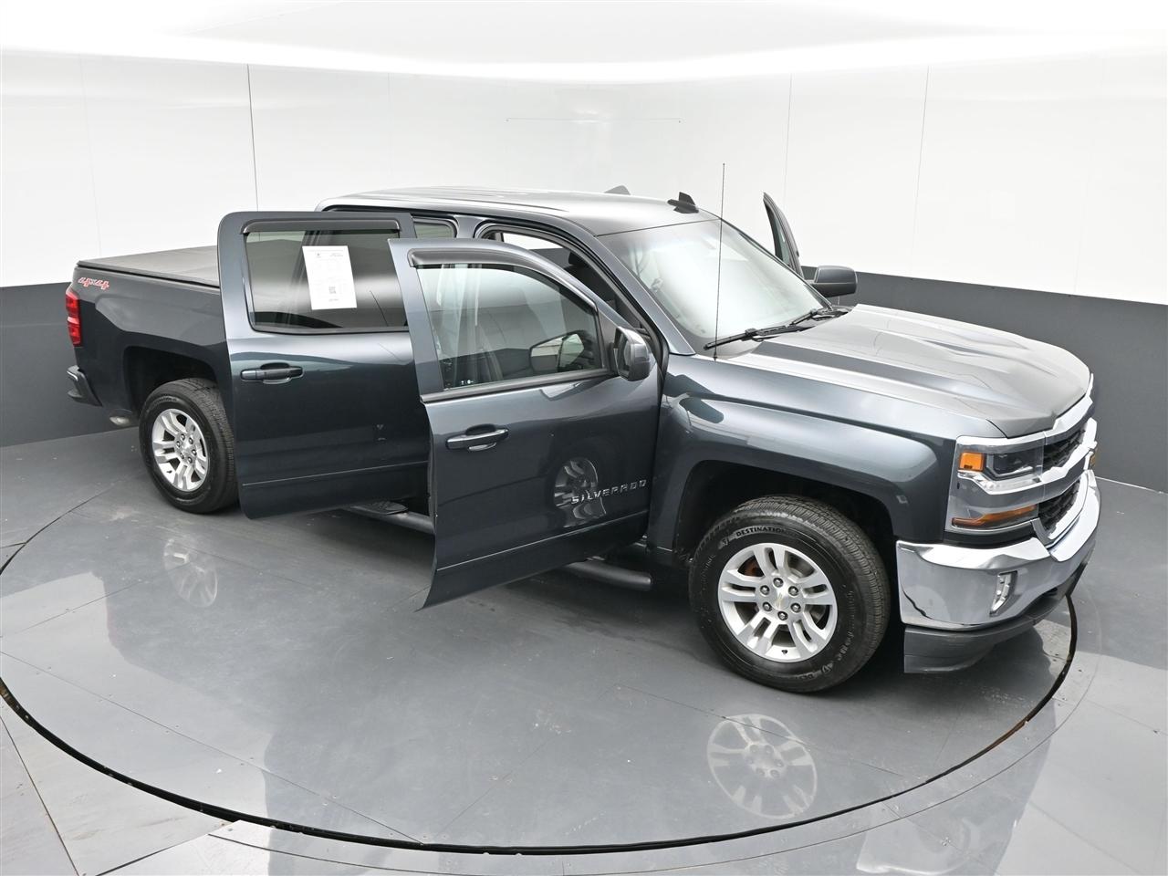 Chevrolet Silverado 1500 LT Crew Cab 4WD 2017