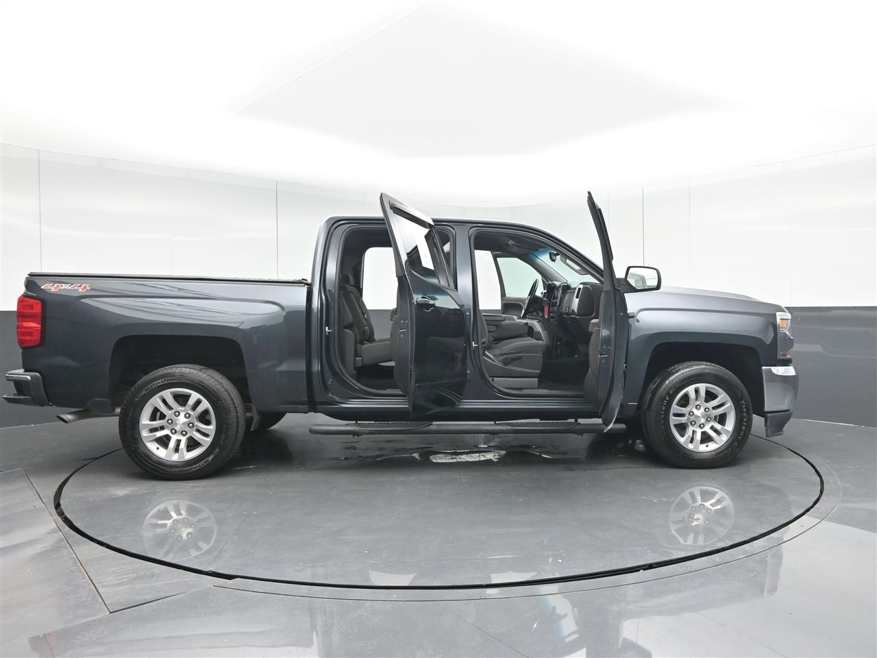 Chevrolet Silverado 1500 LT Crew Cab 4WD 2017