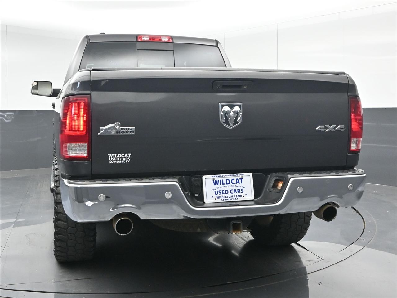 RAM 1500 SLT Crew Cab SWB 4WD 2014