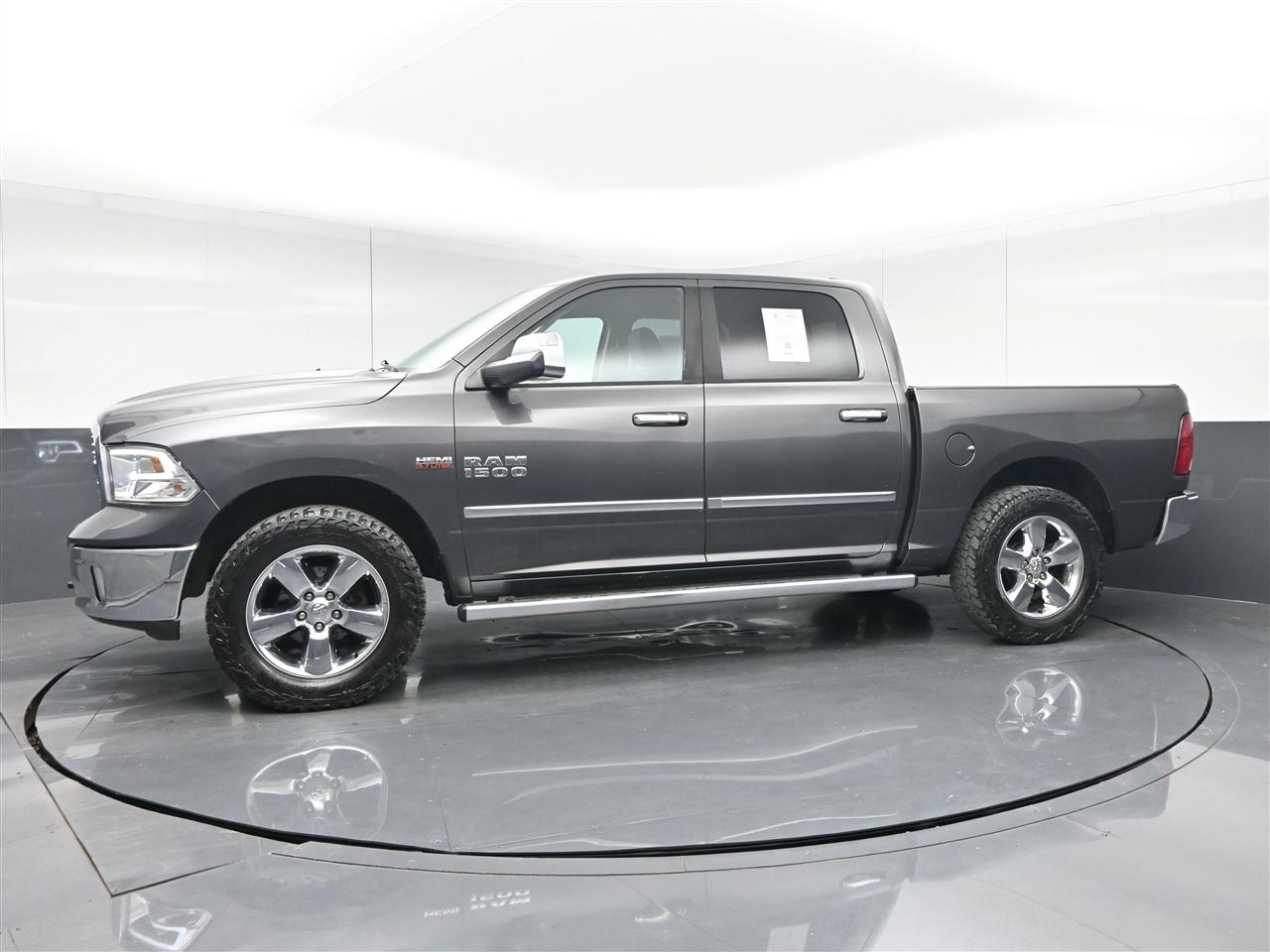 RAM 1500 SLT Crew Cab SWB 4WD 2014