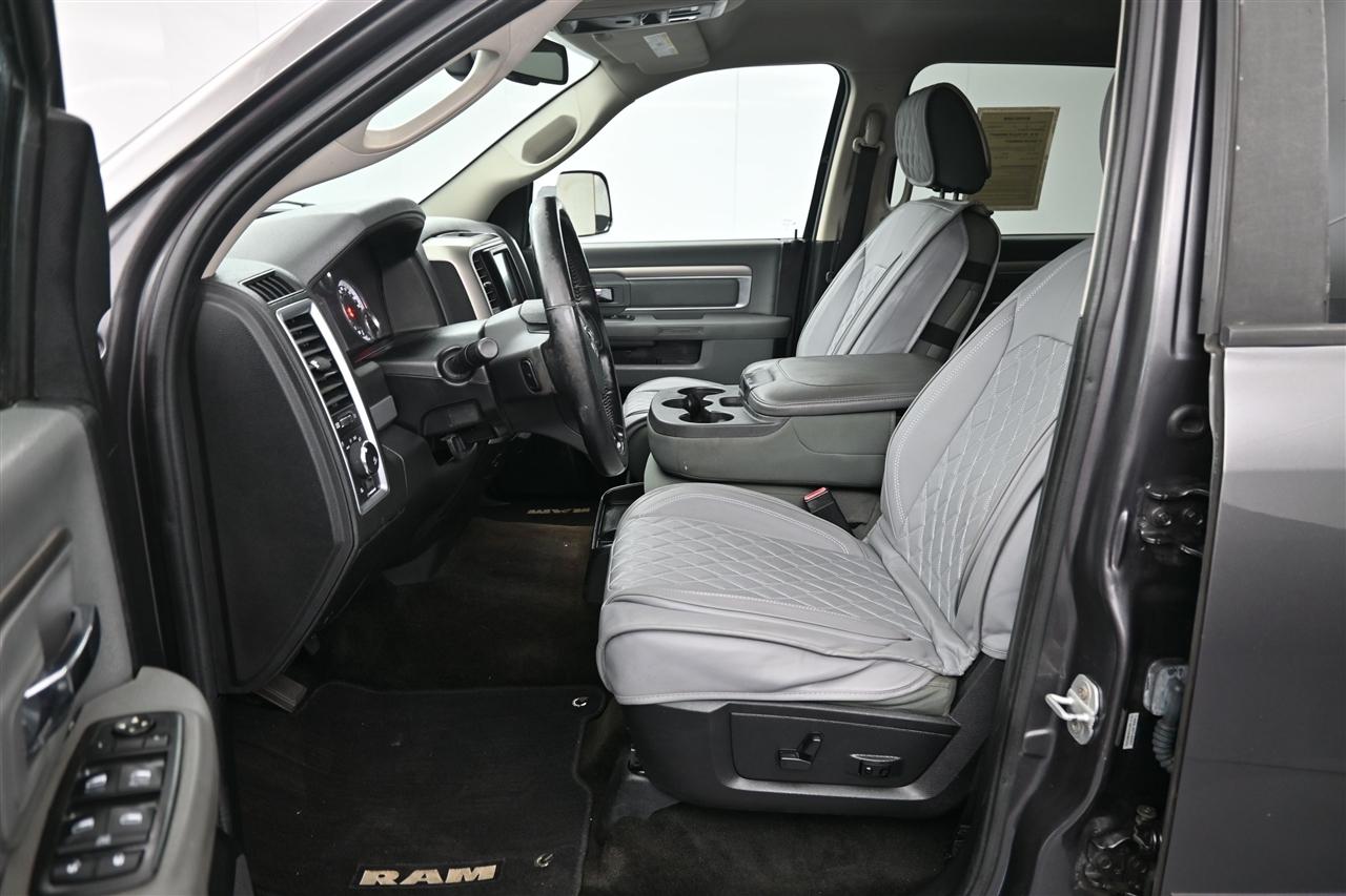 RAM 1500 SLT Crew Cab SWB 4WD 2014