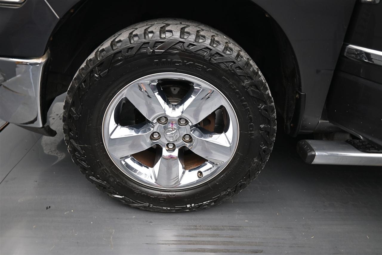 RAM 1500 SLT Crew Cab SWB 4WD 2014