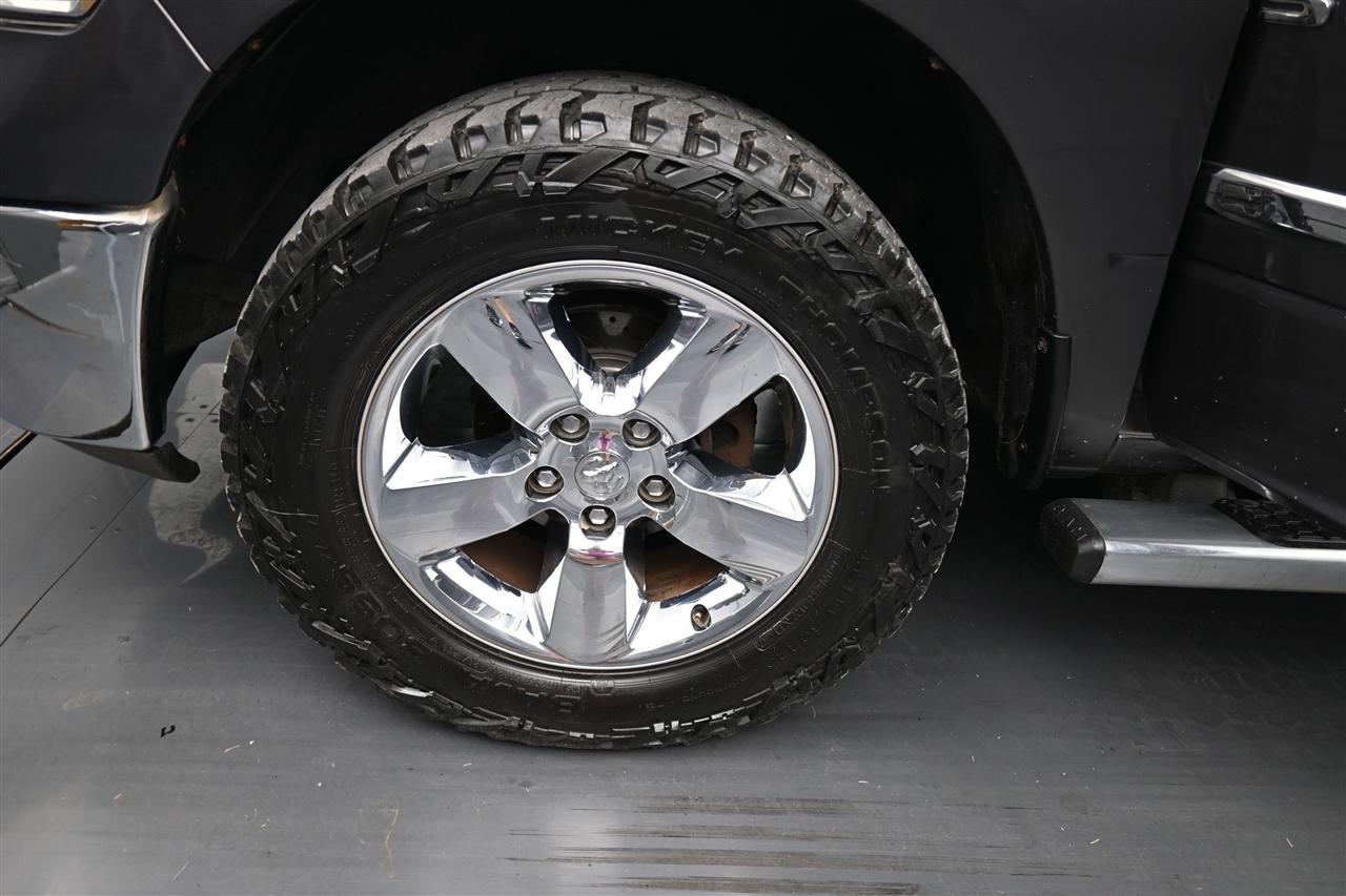 RAM 1500 SLT Crew Cab SWB 4WD 2014