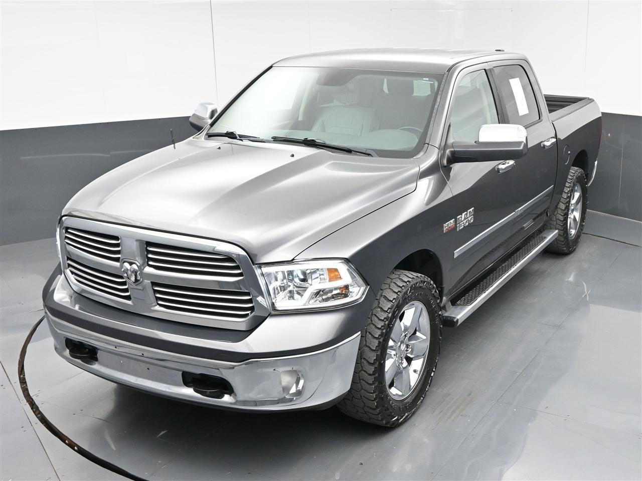 RAM 1500 SLT Crew Cab SWB 4WD 2014