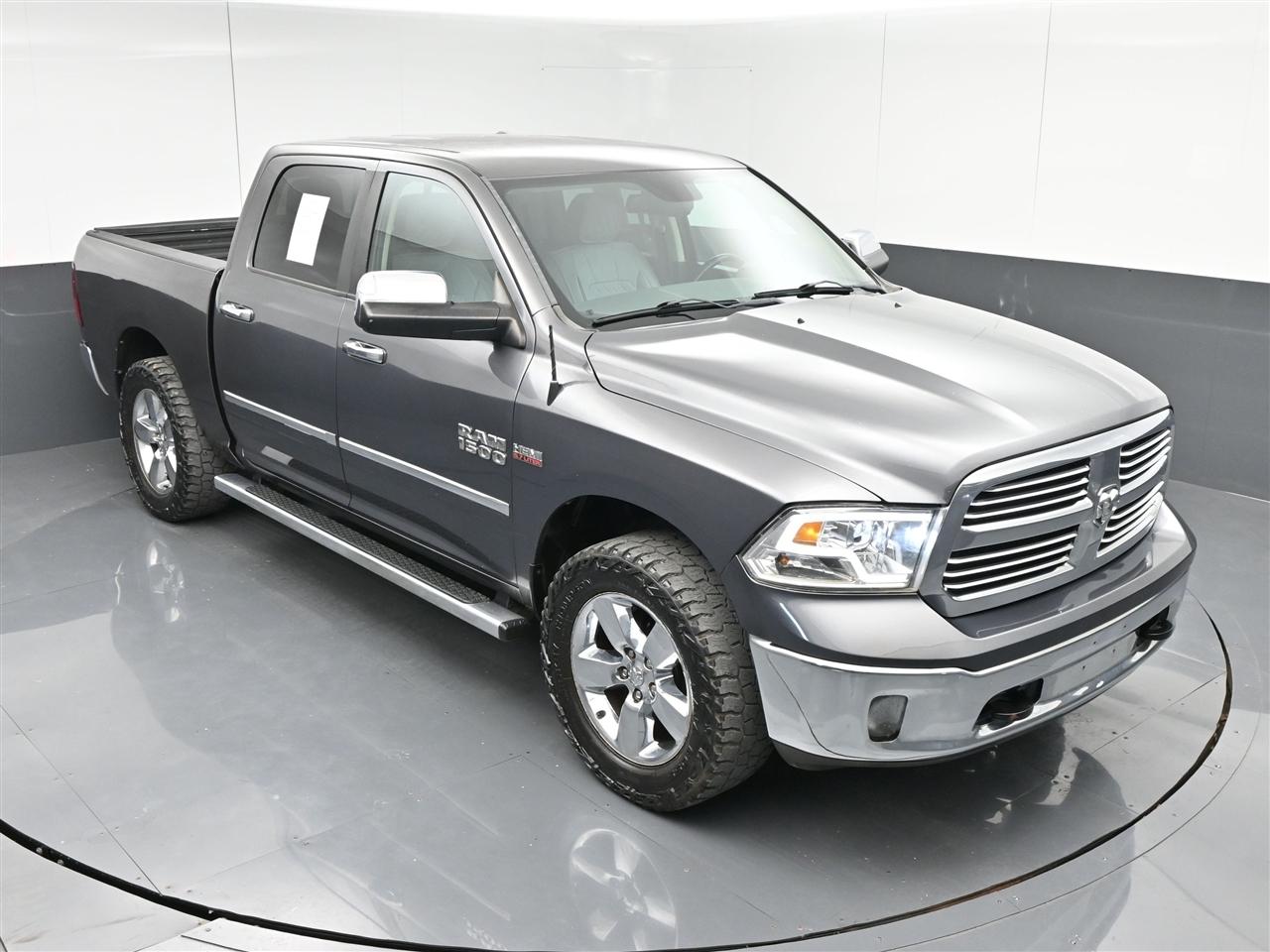 RAM 1500 SLT Crew Cab SWB 4WD 2014