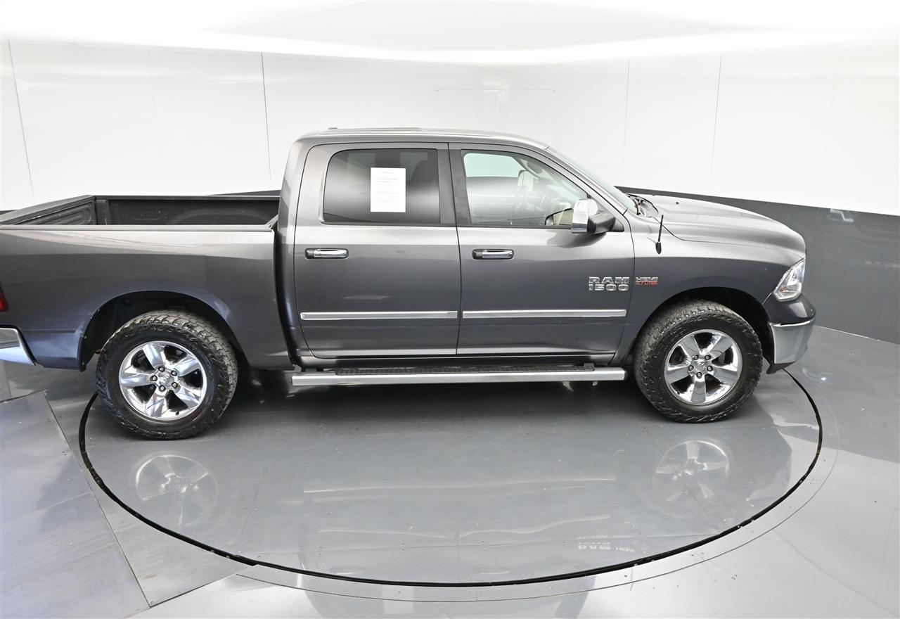 RAM 1500 SLT Crew Cab SWB 4WD 2014
