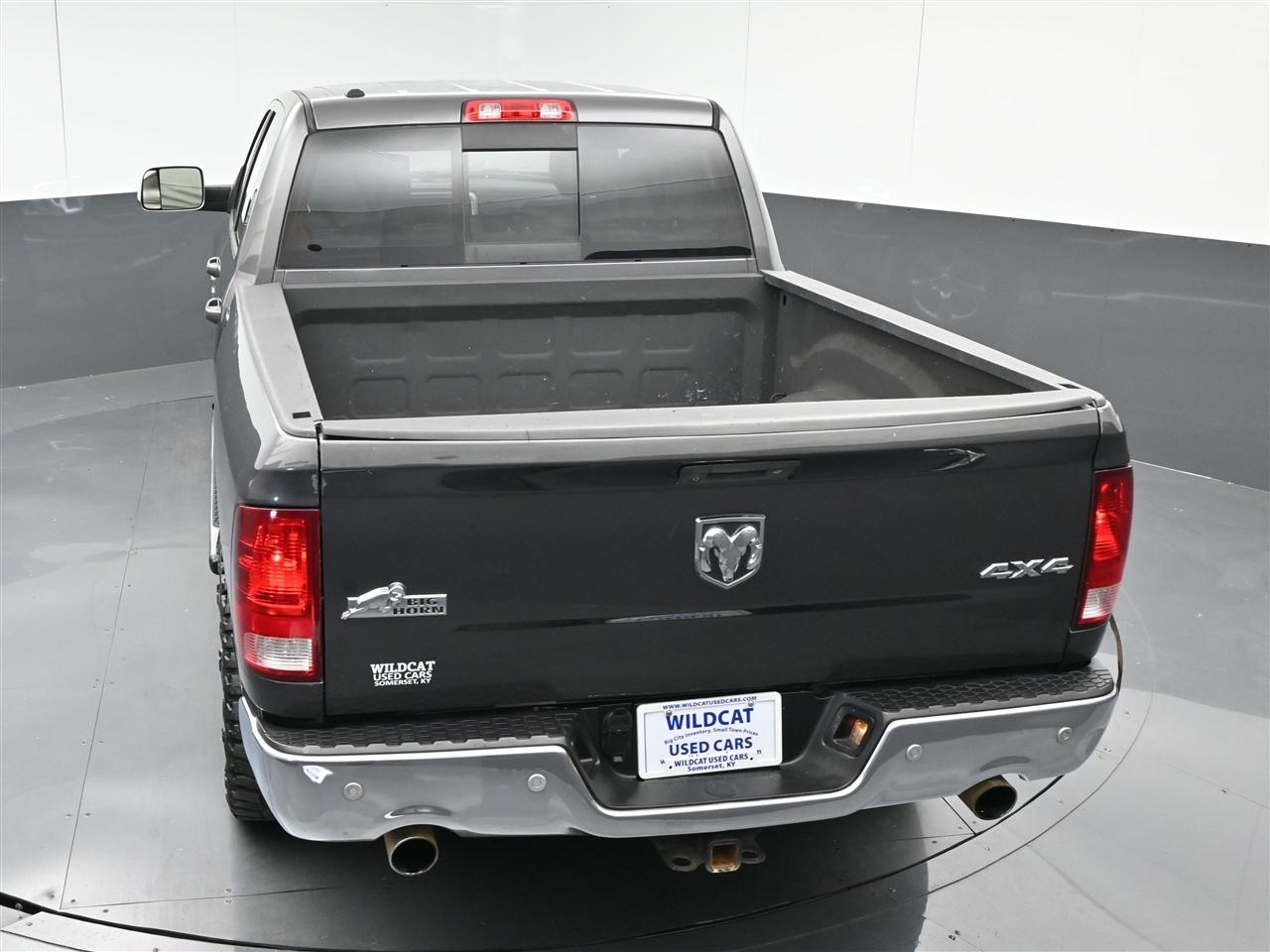 RAM 1500 SLT Crew Cab SWB 4WD 2014