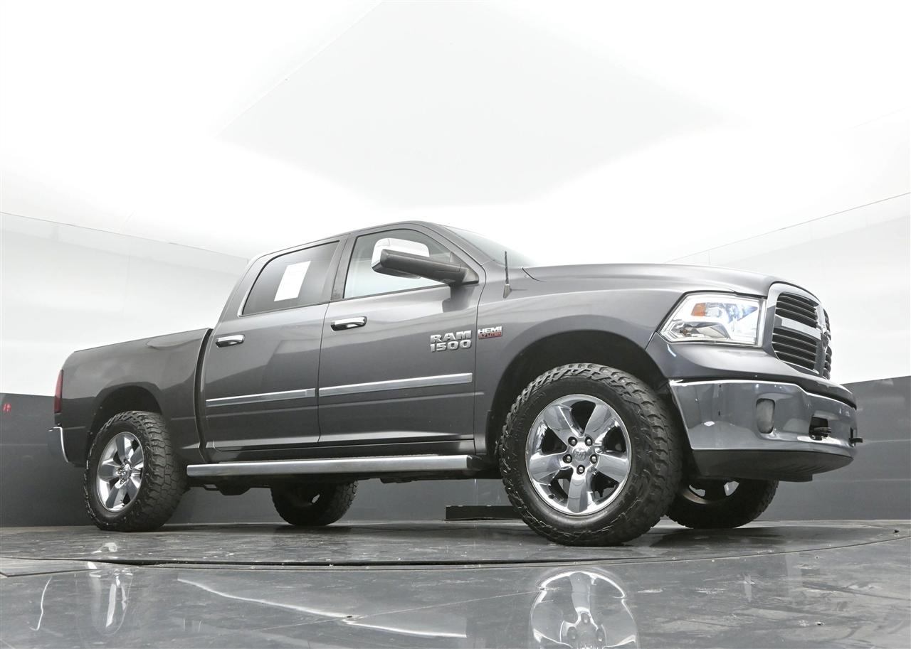 RAM 1500 SLT Crew Cab SWB 4WD 2014