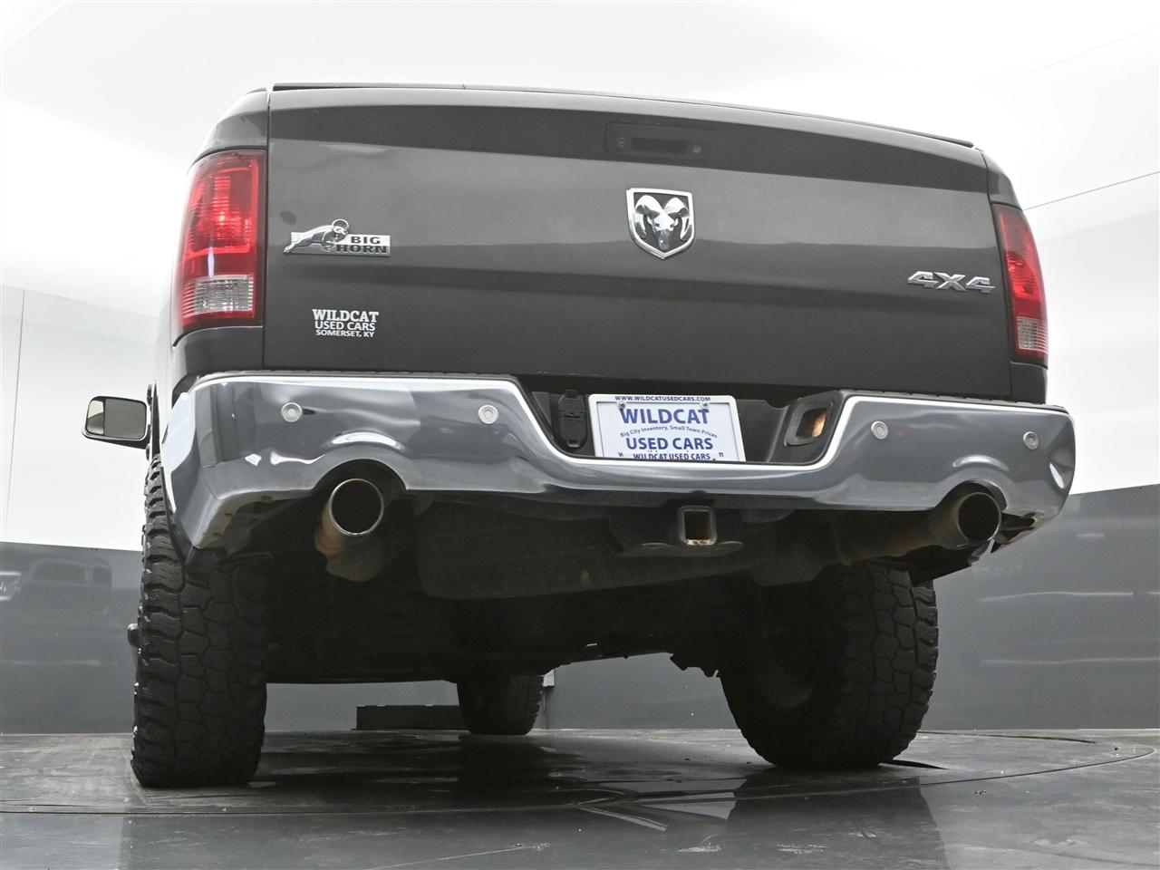RAM 1500 SLT Crew Cab SWB 4WD 2014