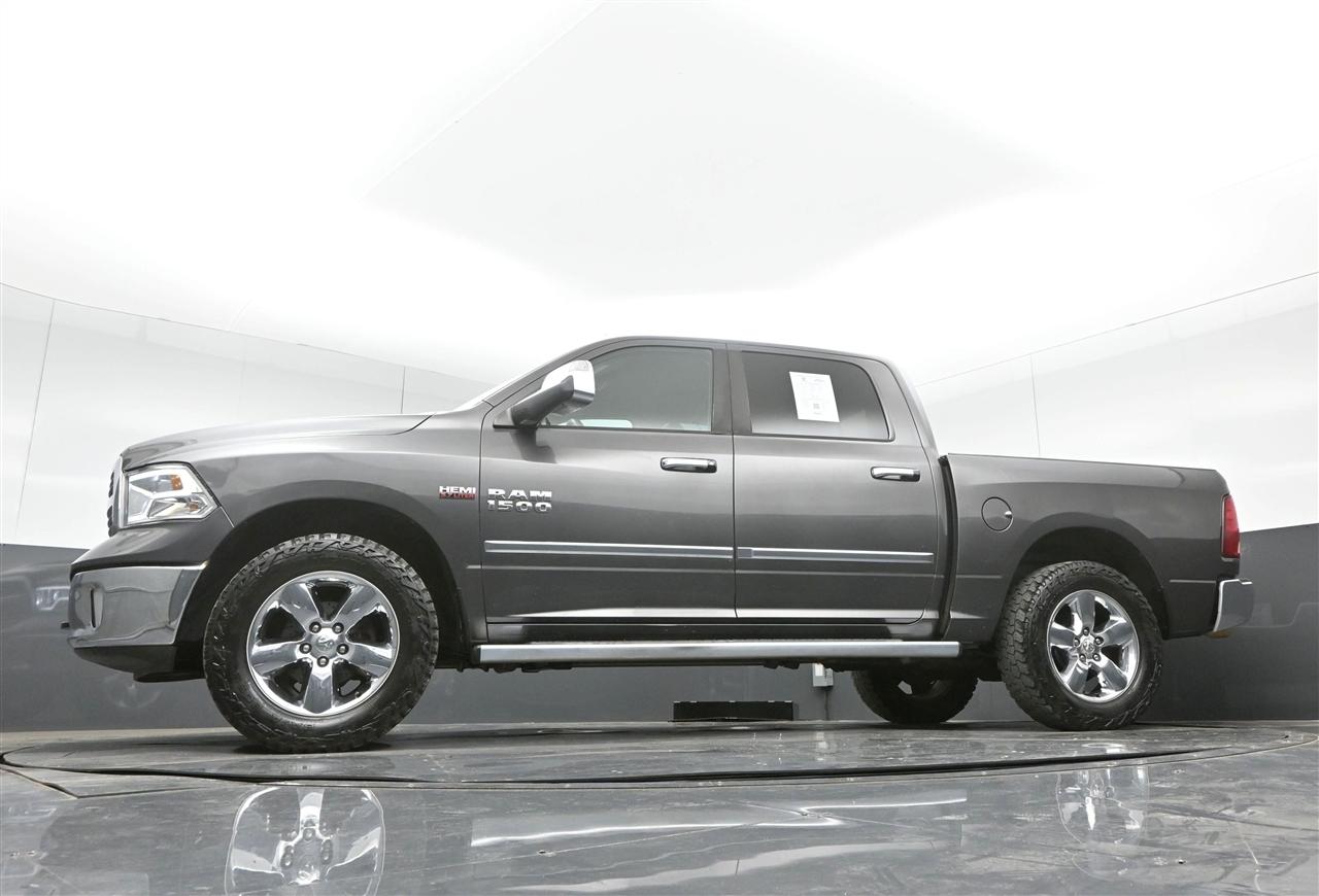 RAM 1500 SLT Crew Cab SWB 4WD 2014