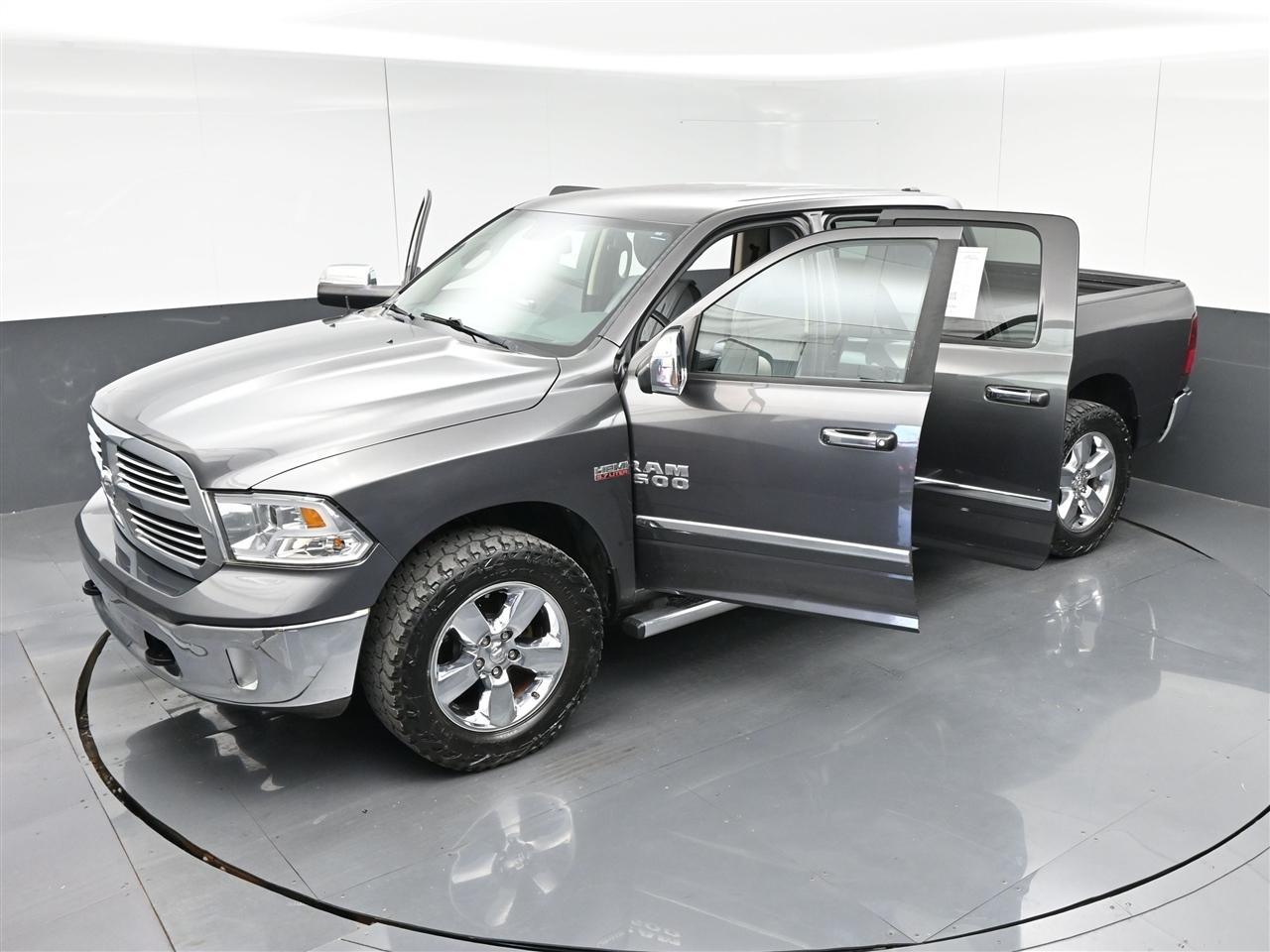 RAM 1500 SLT Crew Cab SWB 4WD 2014