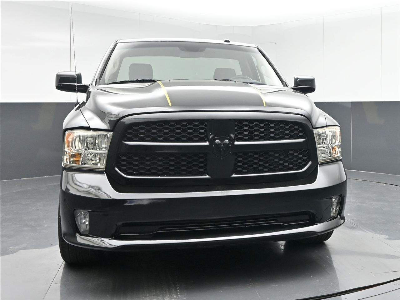 RAM 1500 Tradesman Regular Cab SWB 2WD 2018