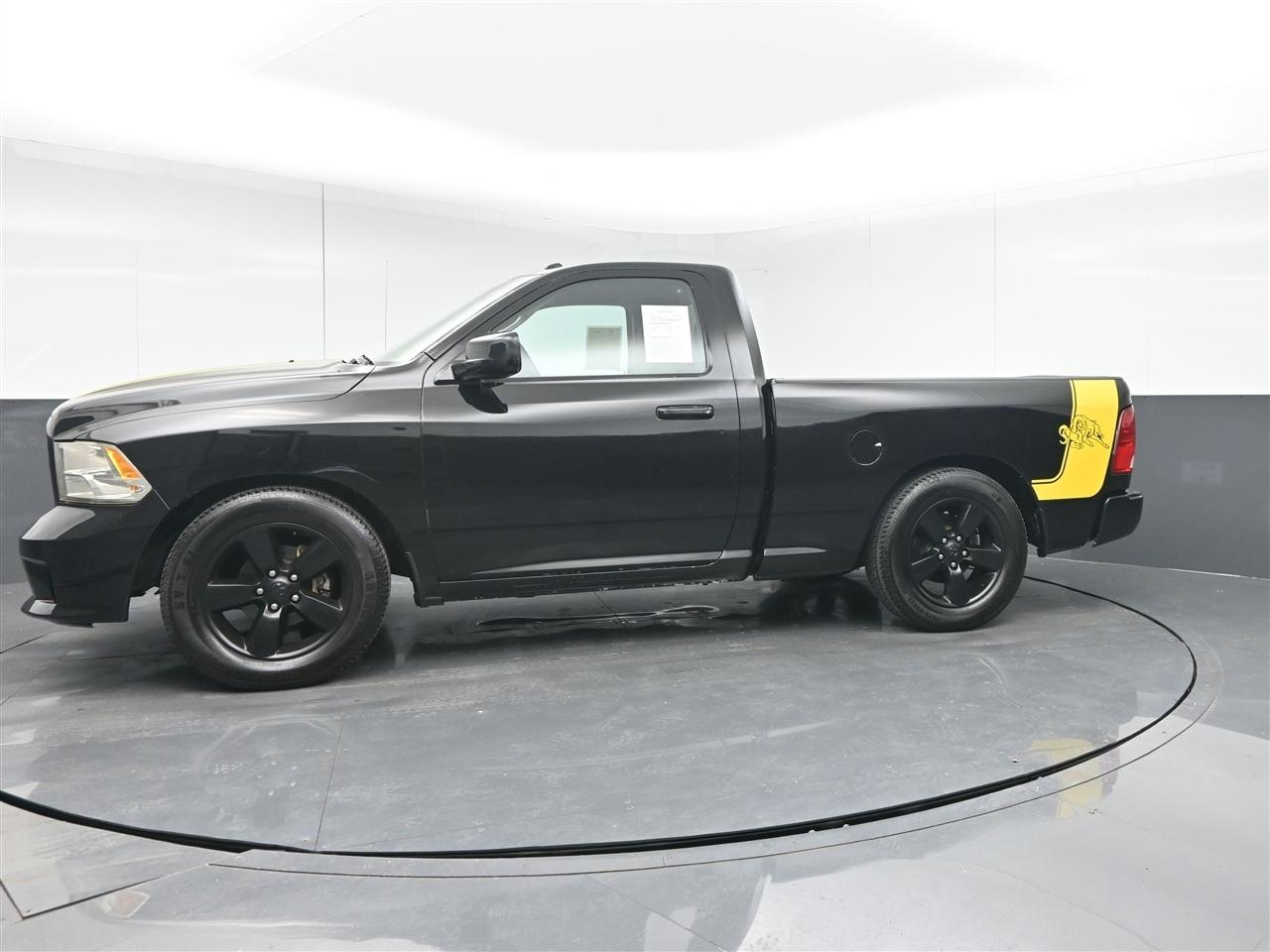 RAM 1500 Tradesman Regular Cab SWB 2WD 2018