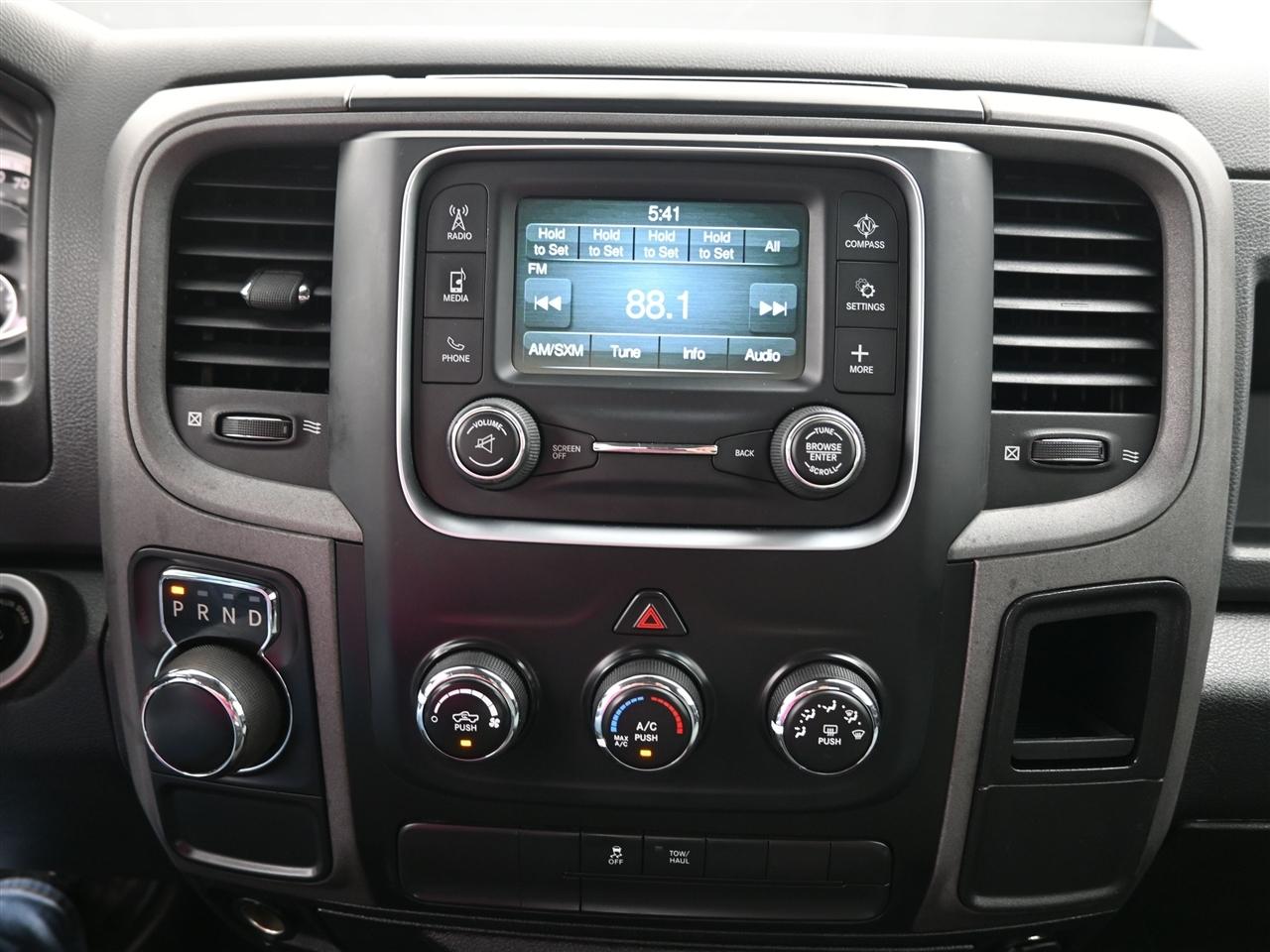 RAM 1500 Tradesman Regular Cab SWB 2WD 2018