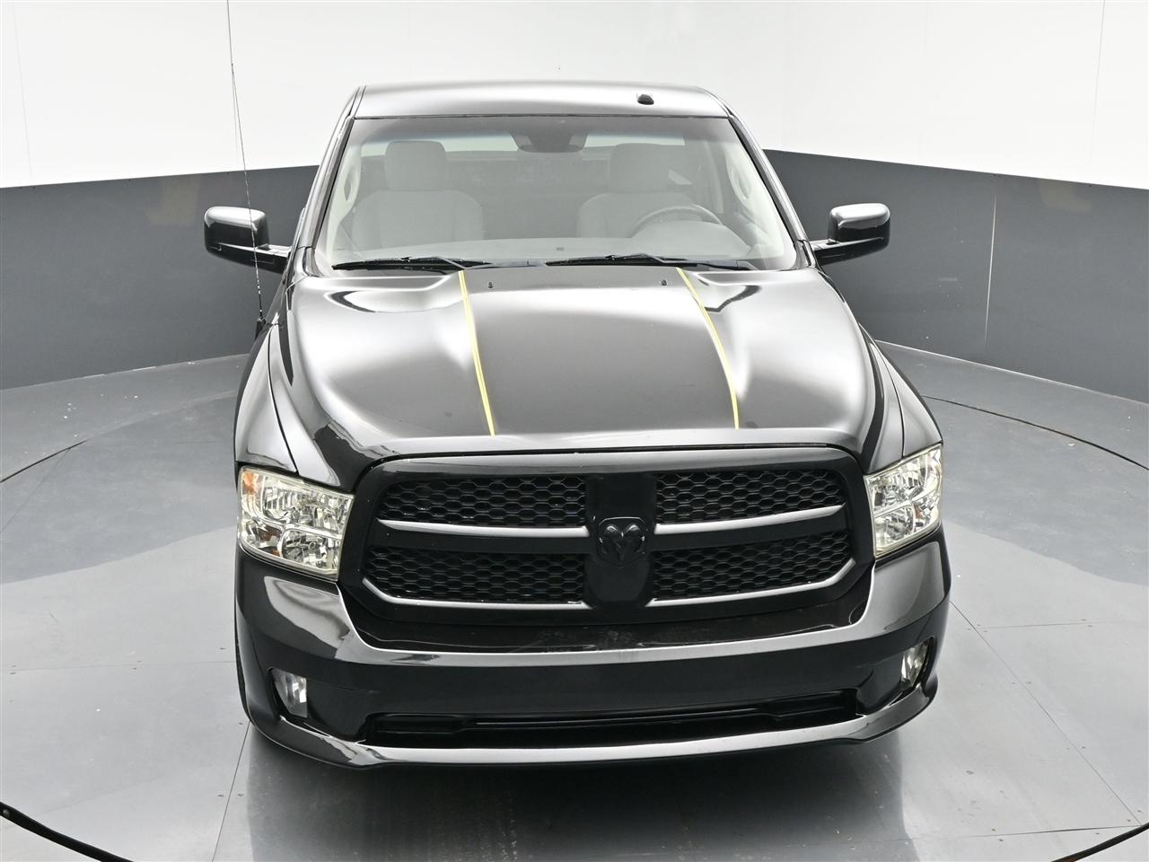 RAM 1500 Tradesman Regular Cab SWB 2WD 2018