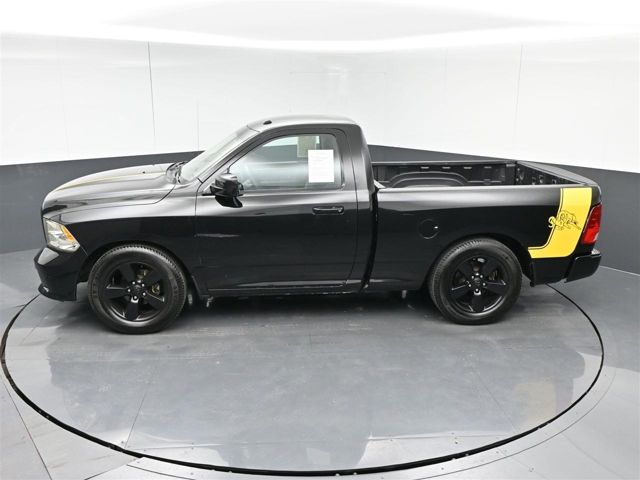 RAM 1500 Tradesman Regular Cab SWB 2WD 2018