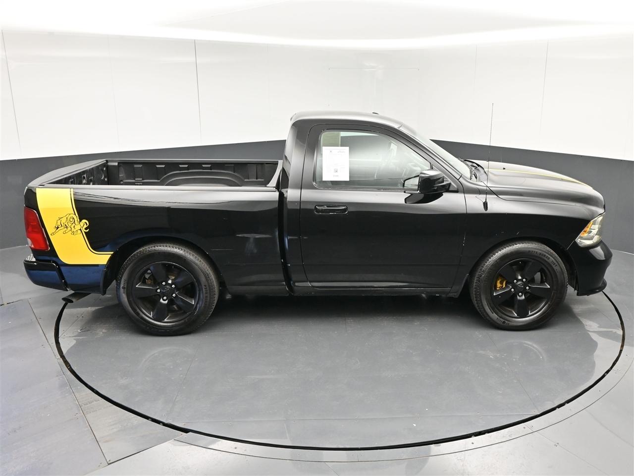 RAM 1500 Tradesman Regular Cab SWB 2WD 2018