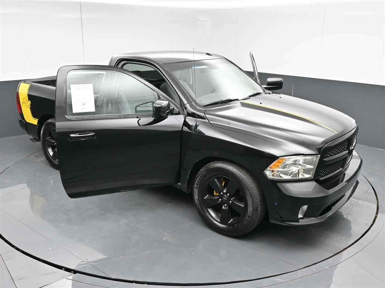 RAM 1500 Tradesman Regular Cab SWB 2WD 2018