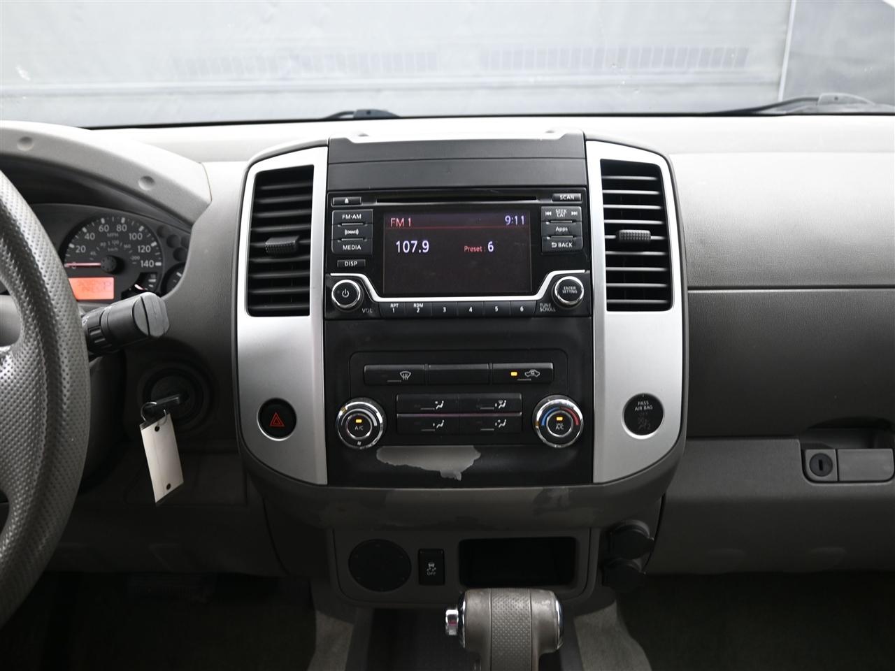 Nissan Frontier S Crew Cab 5AT 2WD 2016