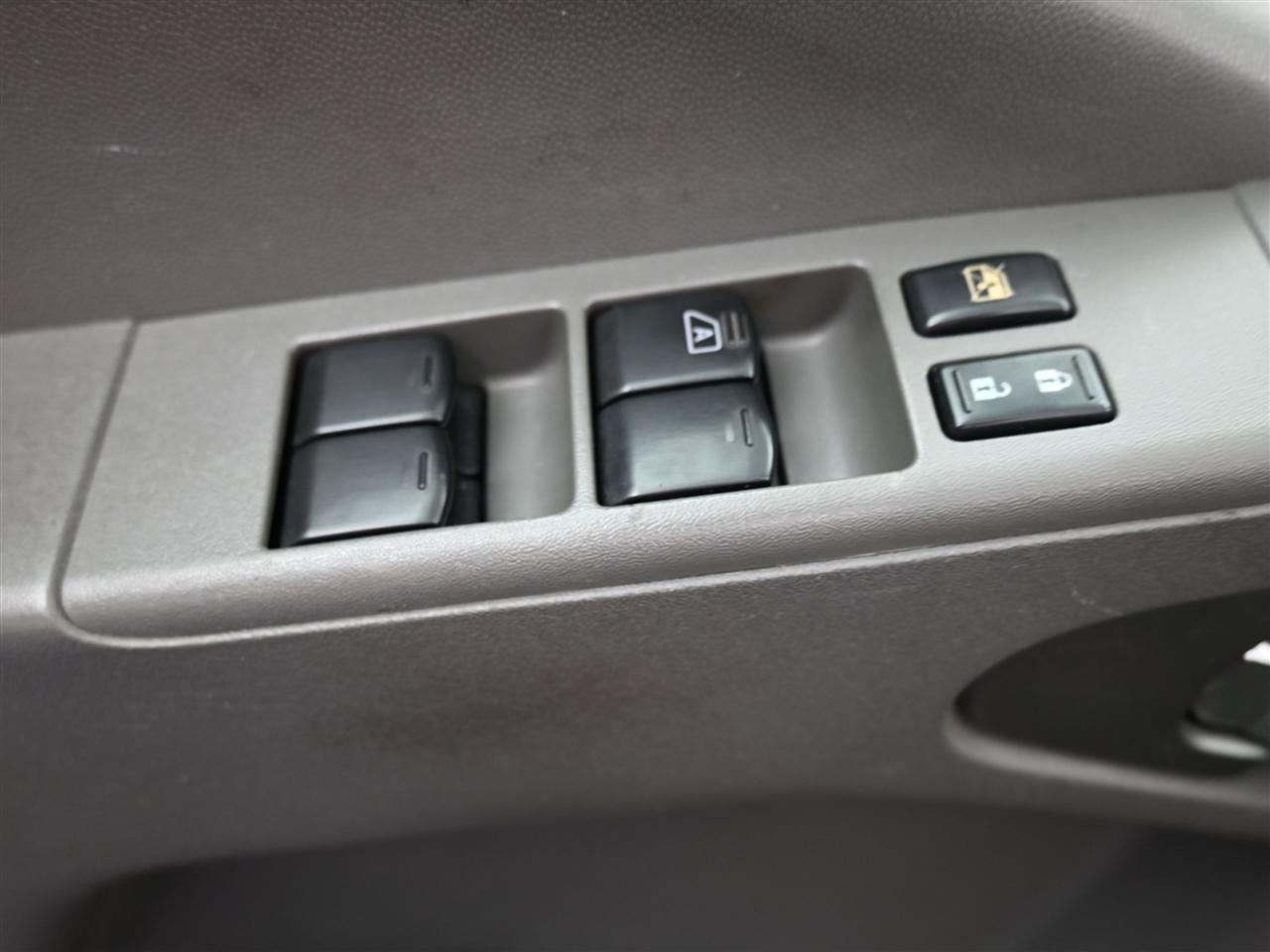 Nissan Frontier S Crew Cab 5AT 2WD 2016